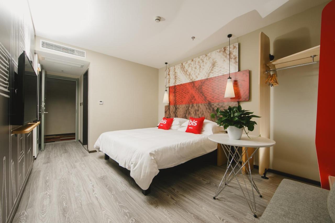 Ibis Haimen South Changjiang Rd Hotel Nantong Bagian luar foto